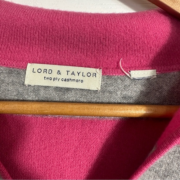 Lord & Taylor 2-ply cashmere collared v-neck top, pink/gray, no size tag - Picture 4 of 9